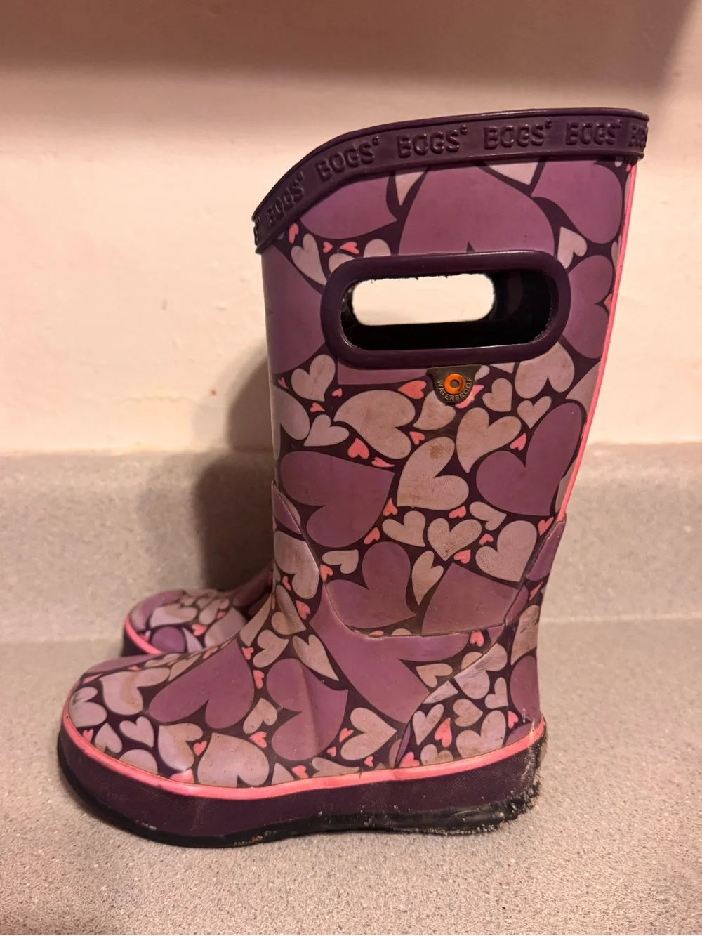 Bogs Kids Purple and Pink Heart Rain Boots toddler size 9